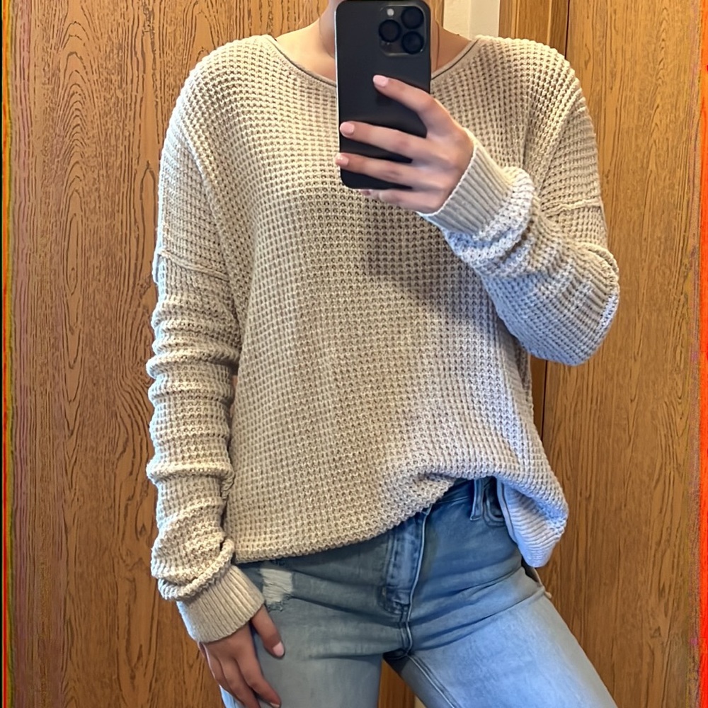 Hollister top